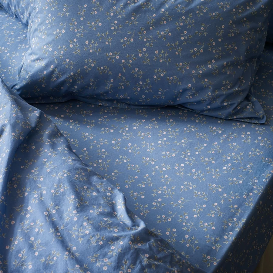 Piglet in Bed Iris Floral 100% Cotton Fitted Sheet - Premium Soft Bedding for Comfortable Sleep
