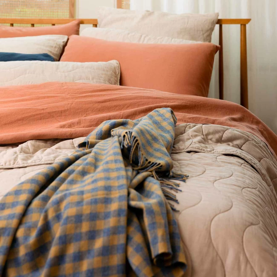 Piglet in Bed Warm Grey 100% Cotton Quilt - Premium Soft & Cozy Bedding
