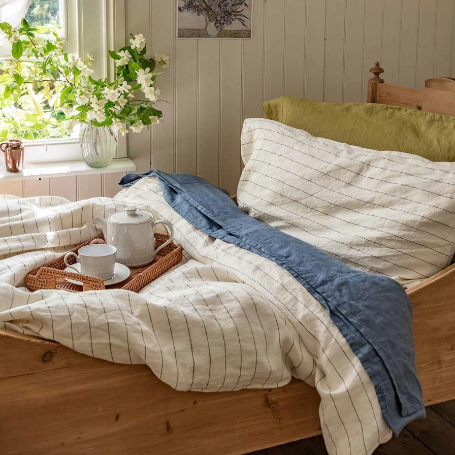 Piglet in Bed 100% Linen Flat Sheet - Premium Blueberry Blue Bedding