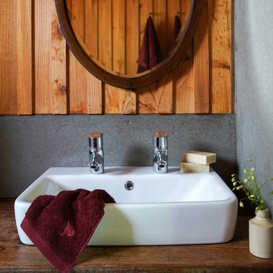 "Piglet in Bed Organic Cotton Merlot Facecloth – Luxurious Eco-Friendly Washcloth"