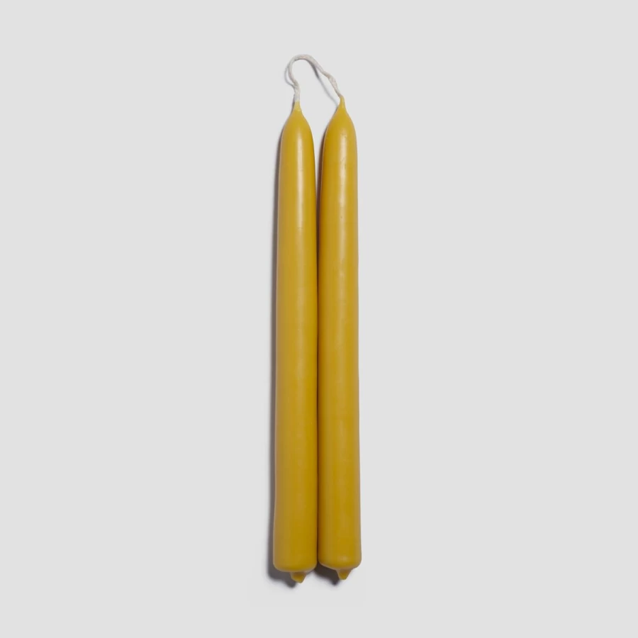 "Piglet in Bed 2-Pack Beeswax Dinner Candles in Goldenwood – Natural & Eco-Friendly"
