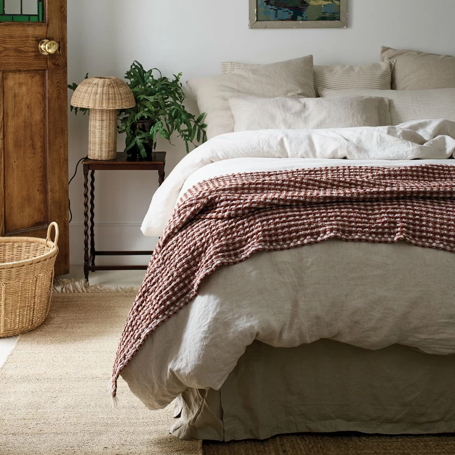Piglet in Bed Handwoven Cinnamon Waffle Knit Throw Blanket - Cozy Textured Bedspread for Home Decor