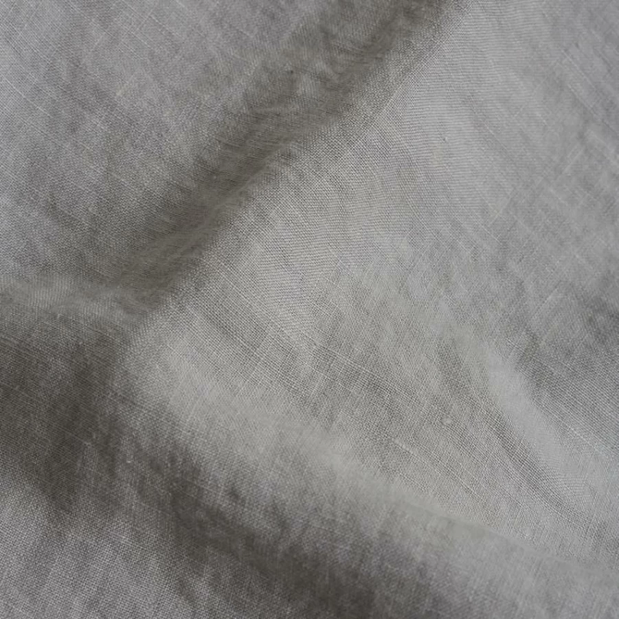 Piglet in Bed Dove Grey 100% Linen Fitted Sheet – Premium Bedding for Comfort & Style