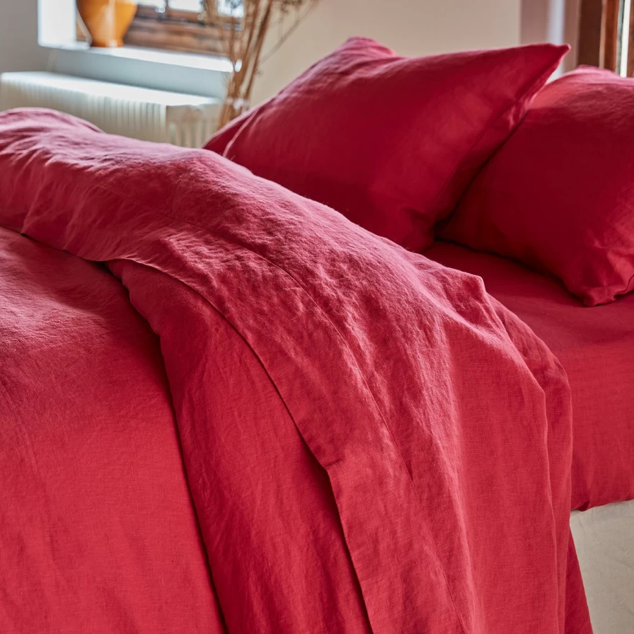 Piglet in Bed Fuchsia 100% Linen Flat Sheet – Premium Soft & Breathable Bedding
