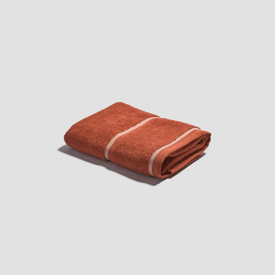 Piglet in Bed Organic Cinnamon Brown Bath Towel - Luxurious Eco-Friendly Cotton Towel for Spa & Bath