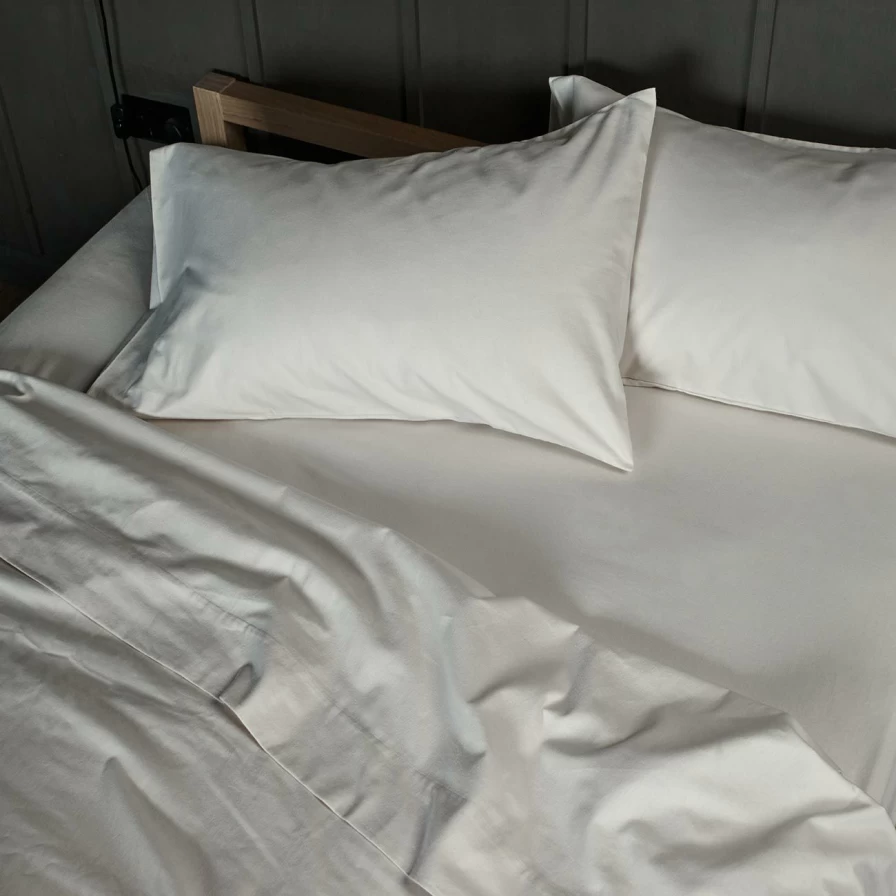 Piglet in Bed Alabaster Brushed Cotton Fitted Sheet - Soft Luxurious Bedding