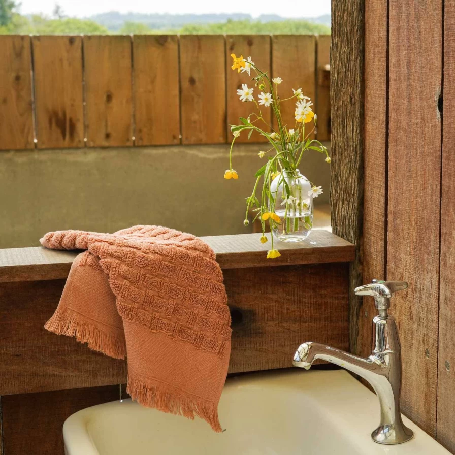 Piglet in Bed Basketweave Cotton Facecloth - Luxurious Creme Caramel Washcloth for Gentle Skincare