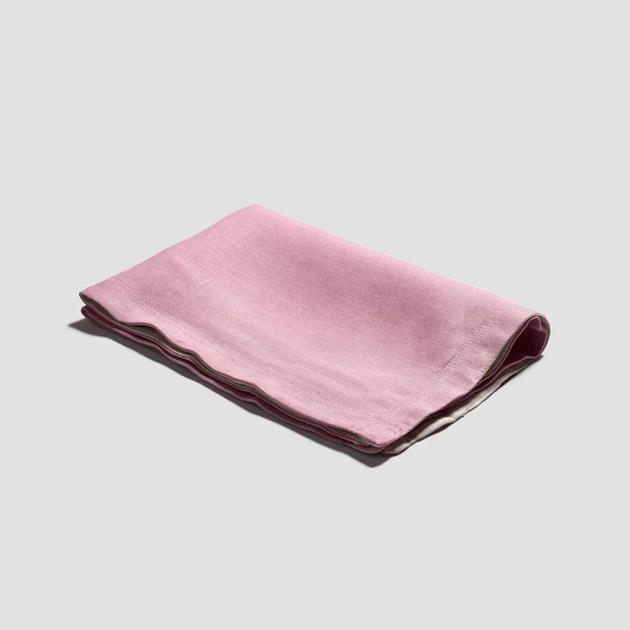 Piglet in Bed 4-Pack Raspberry Linen Placemats – Premium Table Setting Essentials
