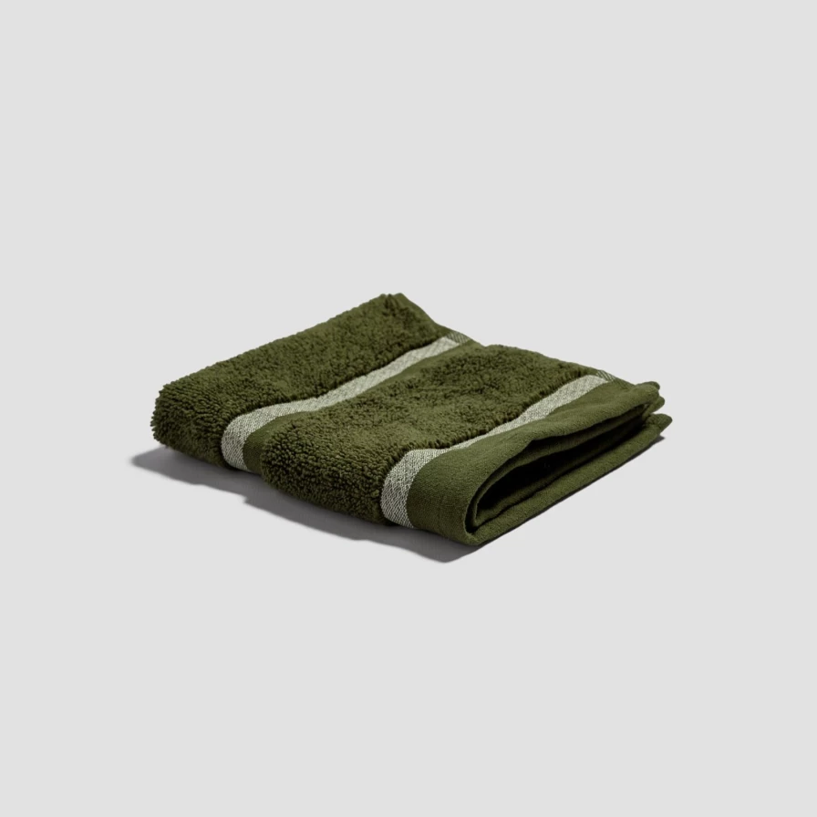 Organic Cotton Botanical Green Face Cloth by Piglet in Bed – Eco-Friendly Skincare Towel