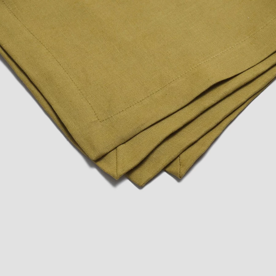 Piglet in Bed 4-Pack Botanical Green Linen Napkins – Eco-Friendly Table Linens