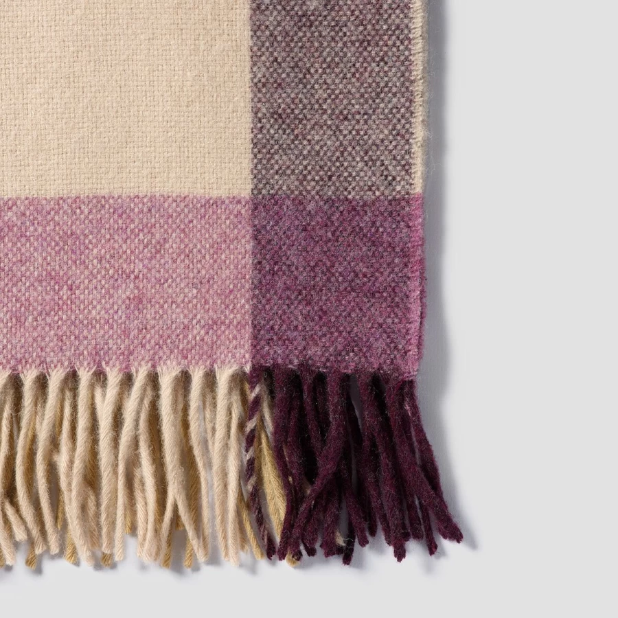 Piglet in Bed Moorland Border 100% Wool Blanket – Warm Handwoven British Throw